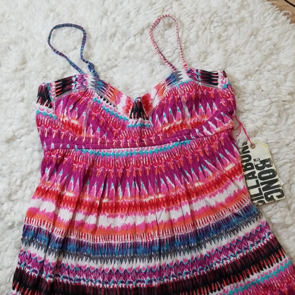 BILLABONG TANK TOP SIZE MEDIUM NWT!